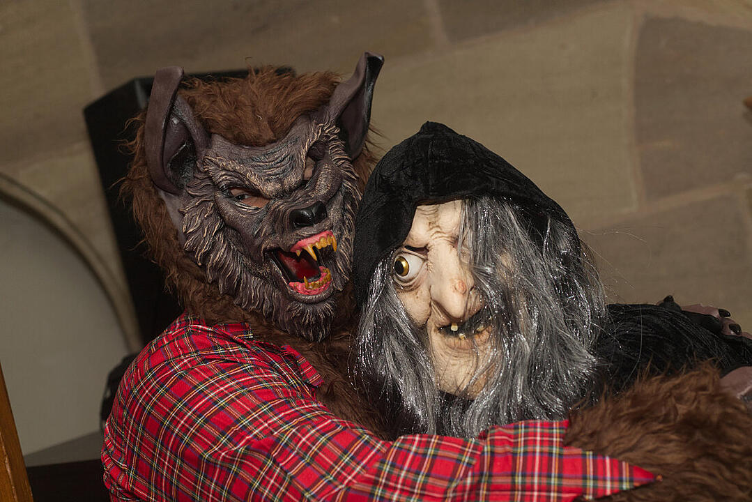 ME & MY (ZOMBIE) GIRLS HALLOWEEN