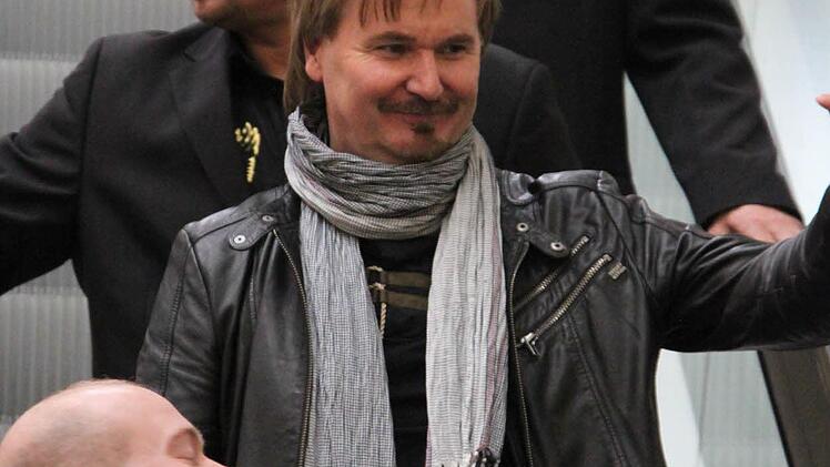 Über die Rolltreppe ging es zur Bühne. Foto: Jürgen Gärtner