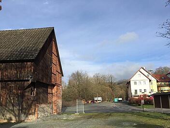 Die Scheune soll dem Dorfmittelpunkt erhalten bleiben. Foto: Alexander Löffler
