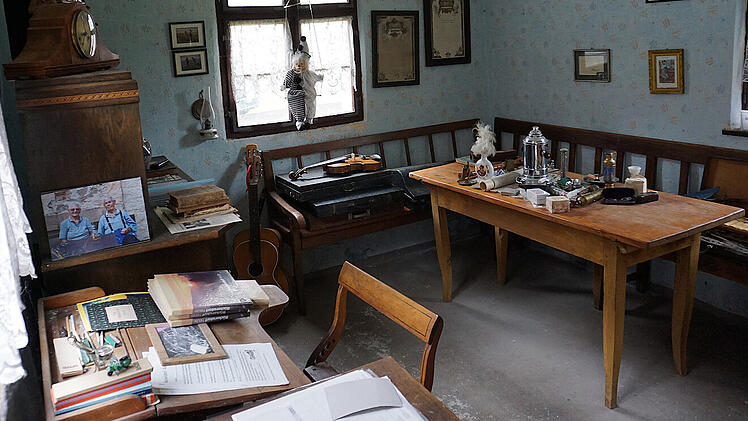 Rückersdorf: Heimatmuseum aufgelöst - Inventar-Teile versteigert - Flohmarkt-Verkauf übriger Exponate angedacht