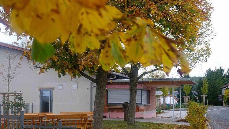 Das Gemeinschaftshaus in Waizenbach: Es "schwitzt" nach Veranstaltungen. Gerd Schaar
