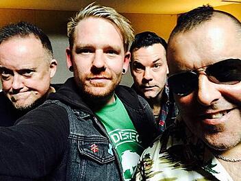 Peter & the Test Tube Babies spielen am Samstag