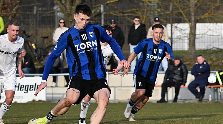 Jahn ballert sich zum Sieg &ndash; Buckenhofen geht baden