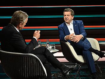 ZDF-Moderator Markus Lanz lockte den CDU-Ministerpr&auml;sidenten Sven Schulze am Donnerstag aus der Reserve, als es um eine m&ouml;gliche Zusammenarbeit mit der AfD ging.