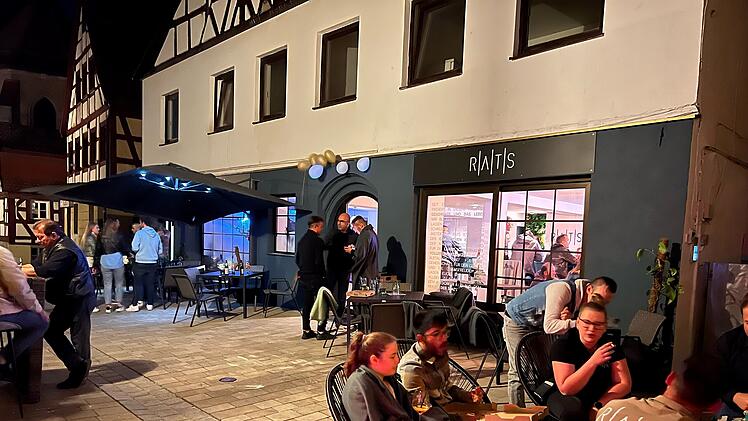 Altdorf: Caf&eacute;-Bar-Lounge "Rats" hat ge&ouml;ffnet - Gastronomen verwirklichen "Schnapsidee"