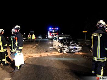 Unfall bei Adelsdorf fordert zwei Verletzte