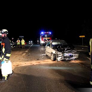 Unfall bei Adelsdorf fordert zwei Verletzte