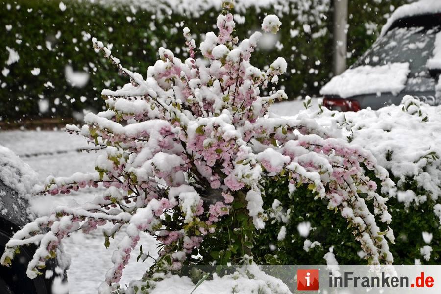 Franken: Ostermontag versinkt im Schnee