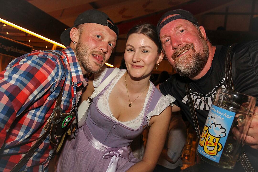 Frontal Party Pur feierte ihre Premiere bei der Bierwoche.