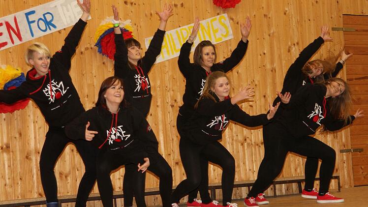 Die "Dynamic Soxxs" aus Schweinfurt legten einen flotten HipHop auf die Bühne in Eltmann.  Fotos: Günther Geiling