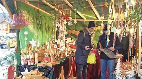 Zufrieden waren die Veranstalter des Heubacher Nikolausmarktes mit dem Zuspruch der Besucher. Foto: privat