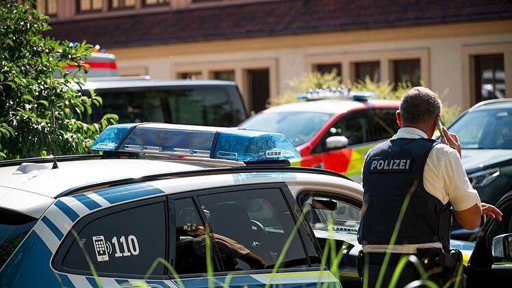 Mellrichstadt - Mann sticht auf Firmenmitarbeiter ein