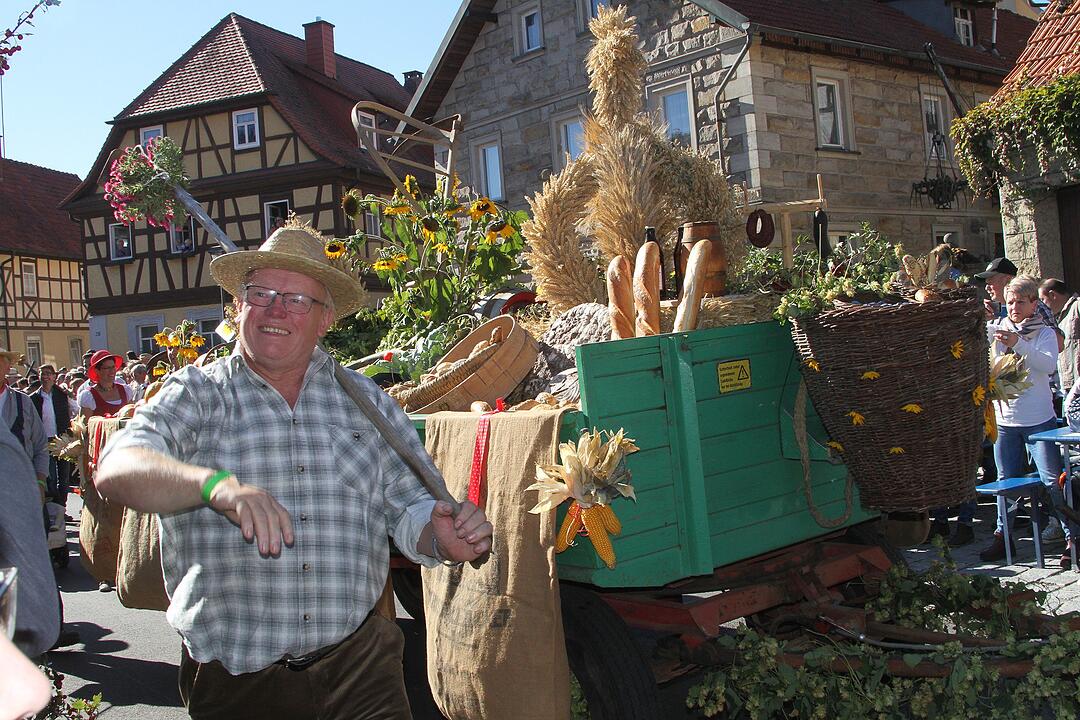 Erntedankumzug in Neubrunn