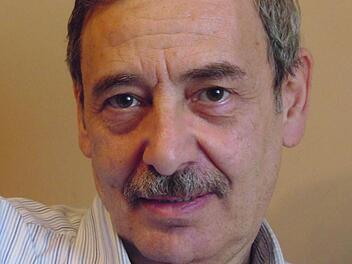 Mit seinem Roman "Gottes blutiger Himmel" ist Fawwaz Haddad für den Coburger Rückert-Preis nominiert. Foto: Verlag