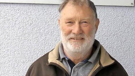 Er ist stolz auf seinen Verein: Horst Eigerdt leitete die SG Oberleichtersbach 30 Jahre lang als Vorsitzender.  Foto: Wolfgang Saam