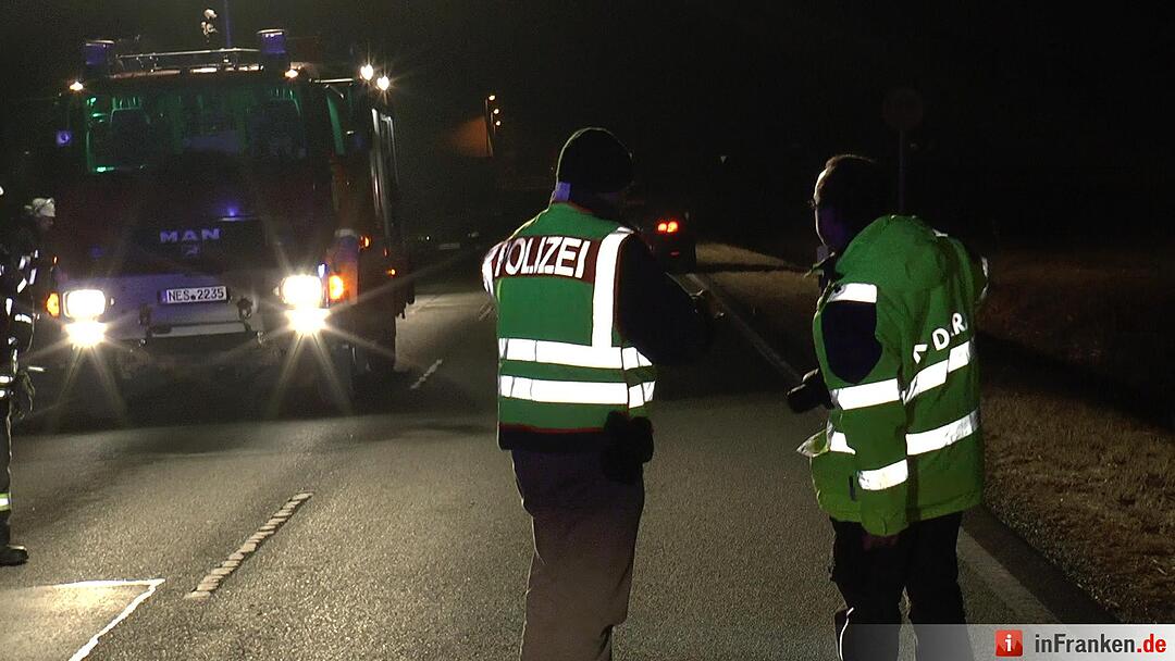 Tödlicher Unfall im Kreis Rhön-Grabfeld: 76-Jähriger Fußgänger von Auto erfasst