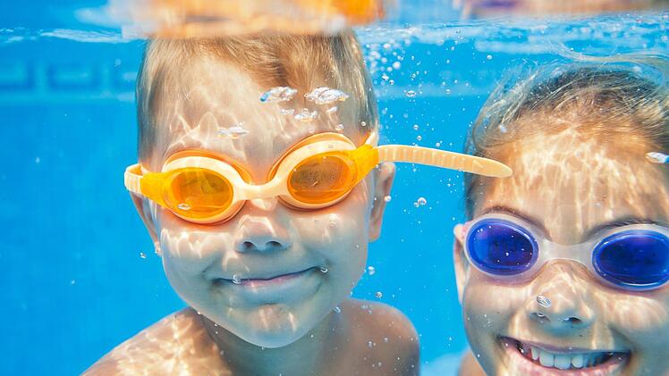 Erstklässler im Landkreis Bad Kissingen können jetzt auf Gutschein ihr "Seepferdchen" machen.