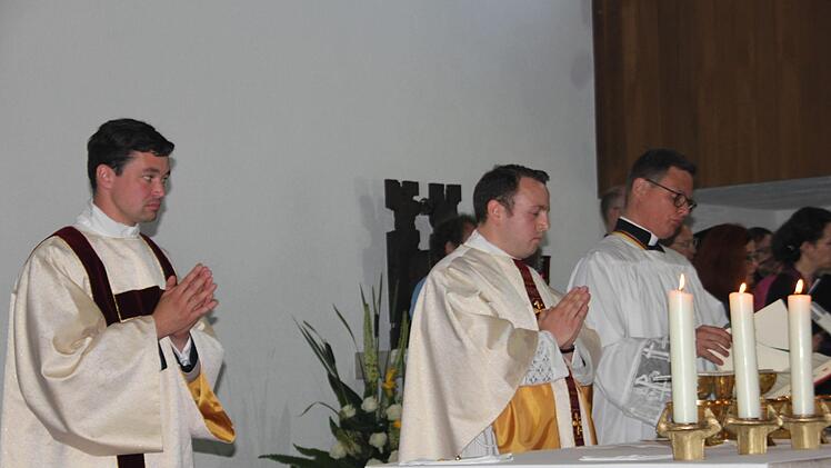 Tobias Fehn während des Gottesdienstes. Foto: Veronika Schadeck