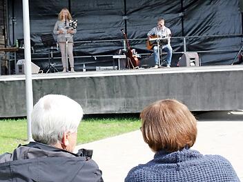 Die Lieder luden zum Mitsingen ein. Foto: Michael Stelzner