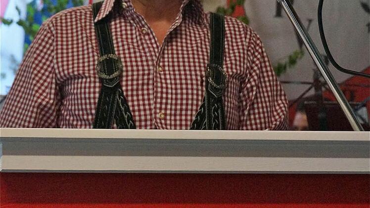 Ehrenvorsitzender Norbert Koberstein gab tiefere Einblicke in die Vereinschronik der Spielvereinigung.