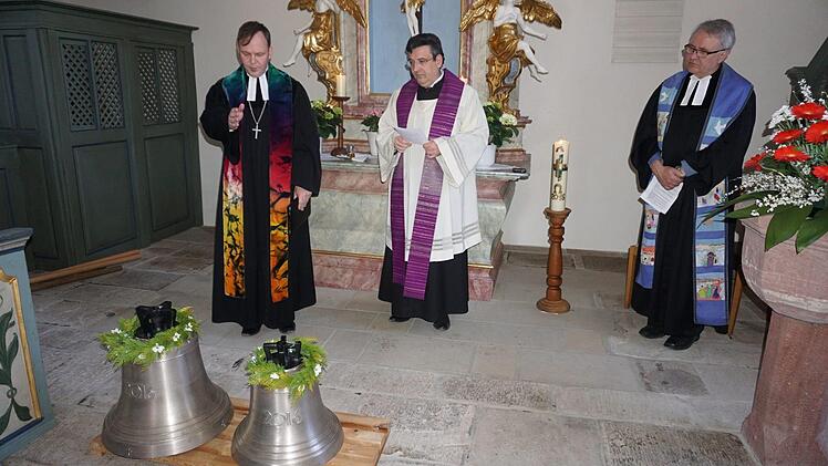 Glockenweihe in Eckarts. Foto: Marion Eckert