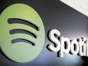 Das schwedische Unternehmen "Spotify" geht an die Börse. Das bisher unprofitable Geschäftsmodell soll nun erfolgreicher werden.  Foto: Britta Pedersen/dpa
