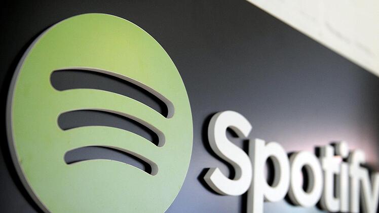 Das schwedische Unternehmen "Spotify" geht an die Börse. Das bisher unprofitable Geschäftsmodell soll nun erfolgreicher werden.  Foto: Britta Pedersen/dpa