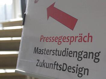 Am Mittwoch wurde offiziell der Studienbetrieb für das "Zukunftsdesign" in Kronach aufgenommen. Foto: Marco Meißner