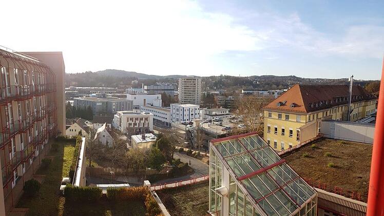 Der Klinikverbund Regiomed, hier das Klinikum am Standort Coburg, brauche eine neue Struktur, fordert Hans-Heinrich Eidt.Foto: Ulrike Nauer