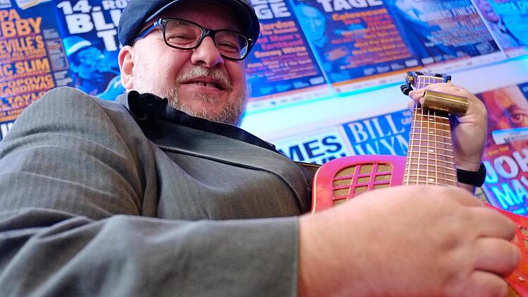 Peter Hümmer hat die Rother Kulturfabrik vor 25 Jahren eröffnet.  Foto: Nikolas Pelke