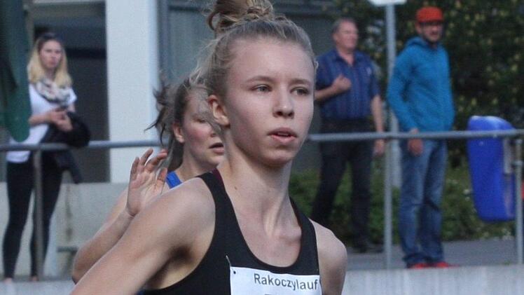 Viviane Heilmann vom TV/DJK Hammelburg steigerte ihre Bestleistungen im Weitsprung und über 100 Meter beachtlich.