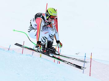 Der Eppenreuther Jacob Schramm liebt das Tempo beim Skifahren. In der Abfahrt und im Super G geht es für ihn in der Weltrangliste stetig nach oben.Paul-Foto