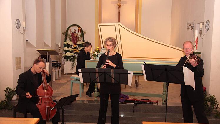 Vier Musiker aus dem Osten Deutschland bringen die Musik Bachs in die Bärnfelser Filialkirche. Foto: Franz Galster