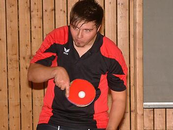 Bei den beiden 3:9-Niederlagen der TS Kronach gegen den TSV Windheim und beim Tabellenführer TTC Tiefenlauter gingen vier der sechs Kronacher Zähler auf das Konto von Andreas Eichner. Foto: Hans Franz