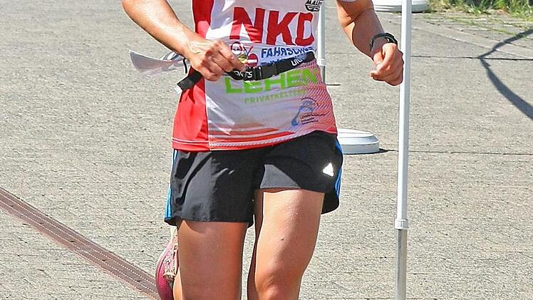 Die schnellste Frau im Hauptlauf, Kristina Sendel. Foto: Monika Limmer