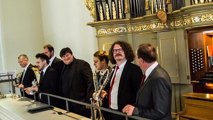 Viele Zuhörer lockte das Pfingstkonzert in der Coburger Morizkirche an. Für die stehenden Ovationen des Publikums bedankten sich die Interpreten mit zwei Zugaben.Foto: Jochen Berger