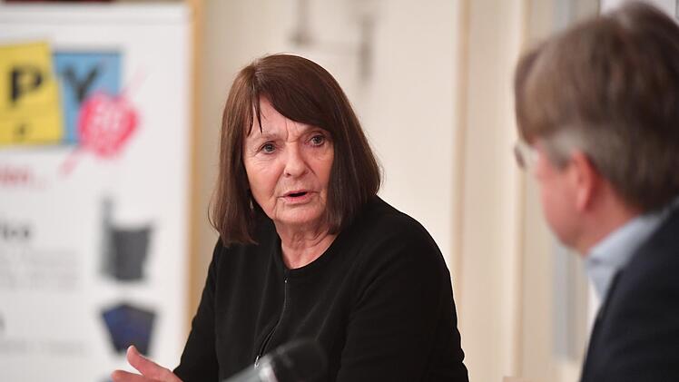 Monika Maron   im Gespräch mit Thomas Kraft Fotos: Ronald Rinklef