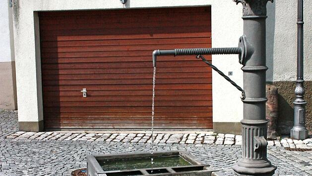 Der Brunnen im Oberhacken wird saniert.