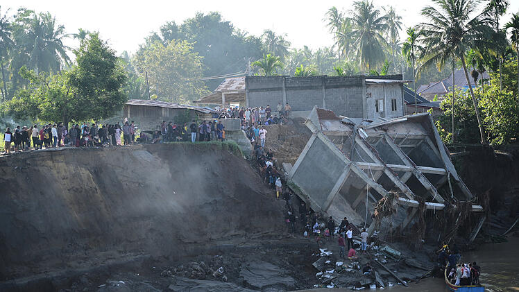 Überschwemmungen in Indonesien
