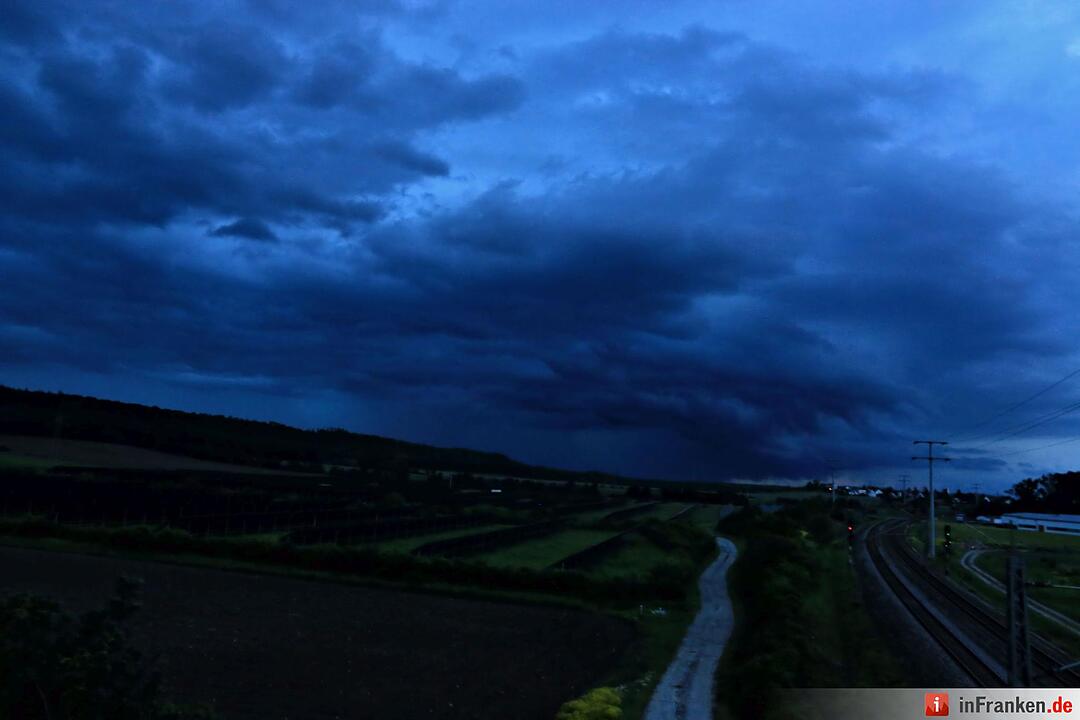 Unwetter über Franken II