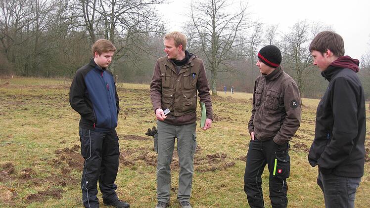 Archäologische Oberflächen-Funde am Osterrain. Foto: Beatrix Lieb