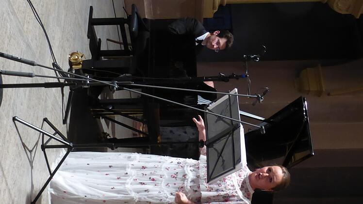 Die Sopranistin Julia Lezhneva , Artist in residence des Kissinger Sommers 2019, begeisterte auch beim Liederabend in der Erlöserkirche das Publikum.  Thomas Ahnert