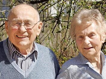 Auch wenn beider Wiege nicht in Franken stand, in Ebern fühlt sich das Jubelpaar Irene und Karl Prautsch heute am wohlsten.  Foto: Johanna Eckert