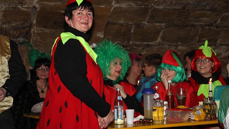 Prächtige Stimmung beim Kaulhaaz'n-Fieber am Samstagabend im Weismainer Rathauskeller.