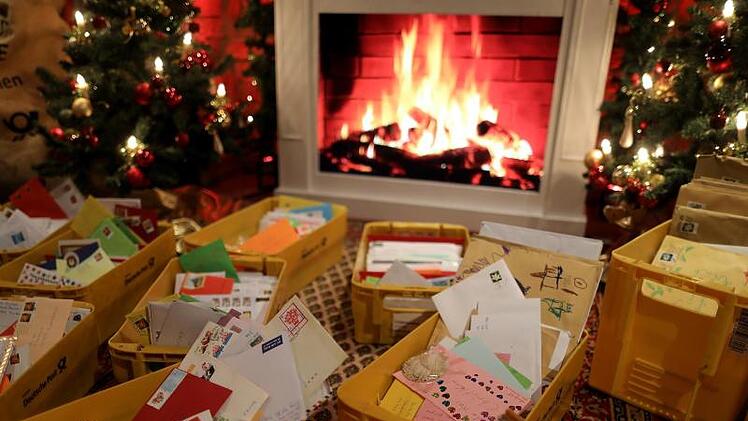 Himmelstadt: Hier werden Weihnachtsbriefe aus aller Welt beantwortet