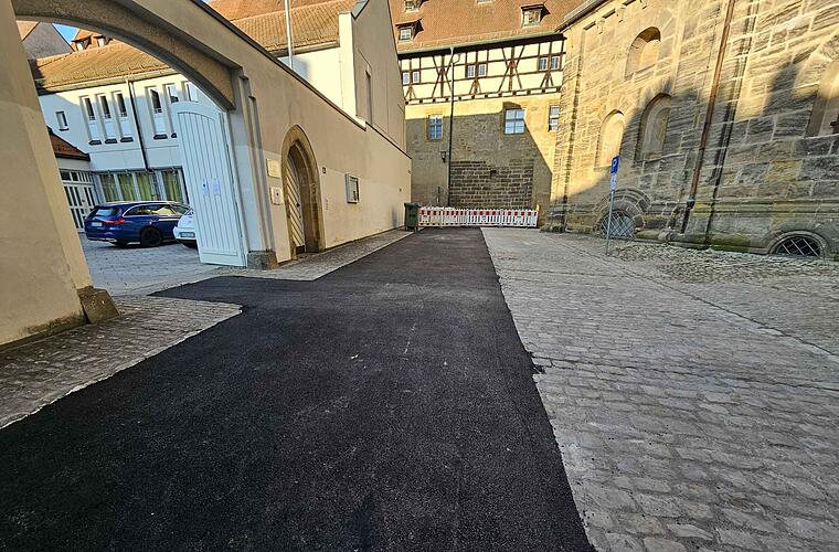 Barrierefreier Domplatz: Bauarbeiten in Bamberg pausieren