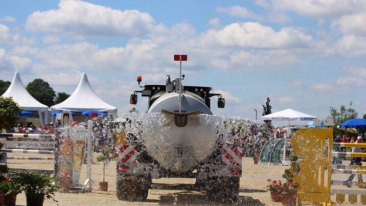 Impressionen vom Reitturnier in Detter. Foto: Sebastian Schmitt