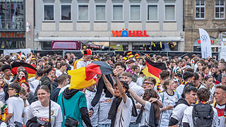 Bamberg feiert ausgelassen den Sieg der Nationalmannschaft auf Fanmeile