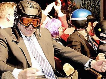 Die Bürgermeister aus dem Seebachgrund mussten sich bei der Prunksitzung der Blummazupfer in Weisendorf mächtig ins Zeug legen. Fotos: Richard Sänger