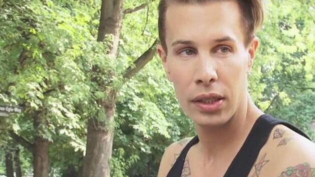 Florian Wess soll seine beste Freundin Gina-Lisa Lohfink in den australischen Dschungel begleiten. Foto:Screenshot Youtube